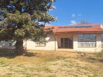 Farm For Sale in Krugersdorp - 8prN.webp