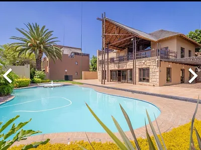 2 Bedroom Apartment For Sale in Sandton - MnV5.webp