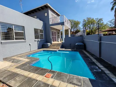 4 Bedroom House To Rent in Pretoria - img