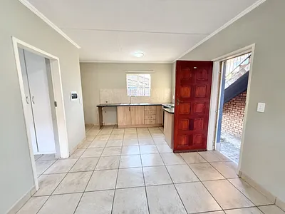 1 Bedroom Townhouse For Sale in Pretoria - fEQT.webp