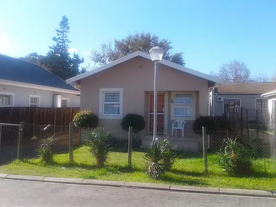 3 Bedroom House For Sale in Robertson - img