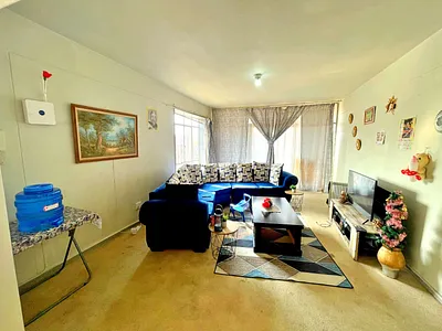 2 Bedroom Apartment For Sale in Pretoria - M5eM.webp