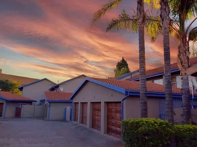 3 Bedroom Townhouse For Sale in Centurion - img