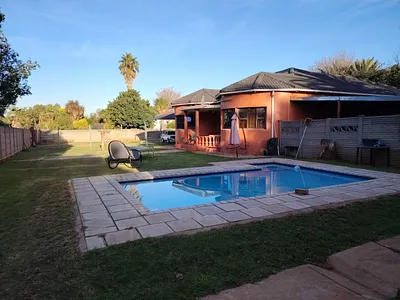 3 Bedroom House For Sale in Springs - NVpB.webp