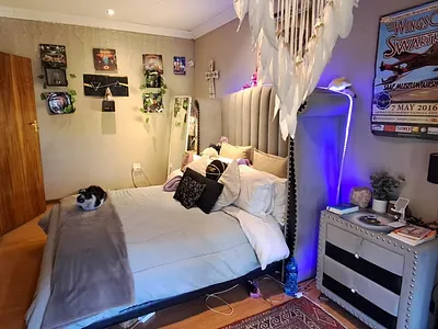 4 Bedroom House For Sale in Boksburg - SHr7.webp