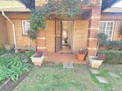 Townhouse For Sale in Centurion - img