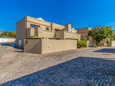 2 Bedroom Apartment For Sale in Randburg - img