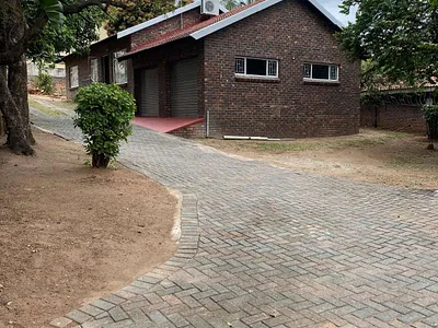 3 Bedroom House For Sale in Sonheuwel, Nelspruit - img