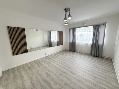 2 Bedroom Apartment For Sale in Cape Town - UdFJ.webp
