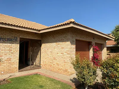 3 Bedroom House For Sale in Kimberley - hpLj.webp
