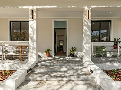 3 Bedroom House For Sale in Cape Town - ew80.webp