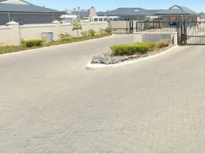 3 Bedroom Townhouse For Sale in Krugersdorp - XuKz.webp