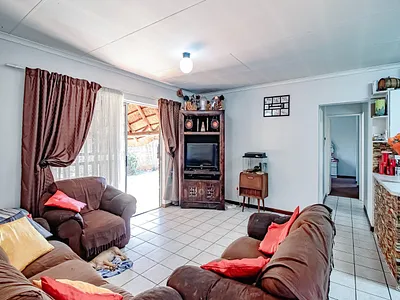 3 Bedroom House For Sale in Pretoria - 5WSX.webp