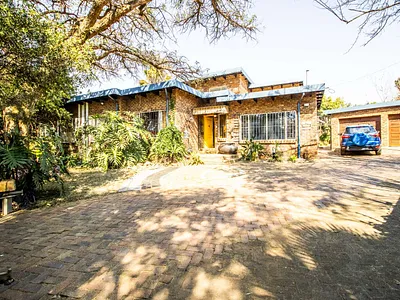 4 Bedroom House For Sale in Pretoria - mpcm.webp