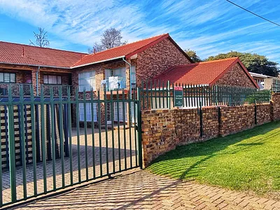 1 Bedroom Apartment For Sale in Krugersdorp - xD7S.webp
