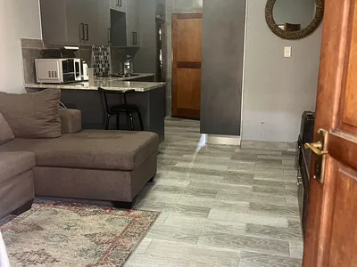2 Bedroom Apartment For Sale in Germiston - 4IB6.webp