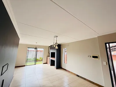2 Bedroom Townhouse For Sale in Pretoria - ATJU.webp