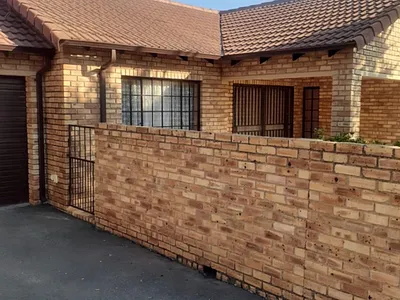 3 Bedroom House To Rent in Sandton - img