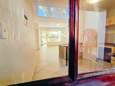2 Bedroom Apartment For Sale in Randburg - wsf9.webp