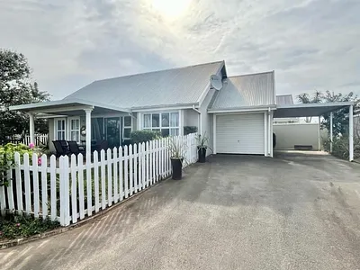 3 Bedroom House For Sale in Ballito - esHq.webp