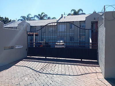 2 Bedroom Apartment For Sale in Randburg - KFGK.webp