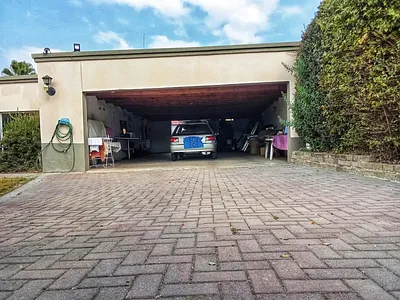 5 Bedroom House For Sale in Randburg - BWzP.webp