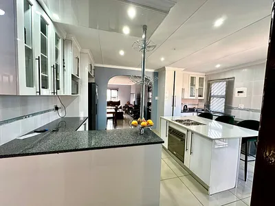 3 Bedroom House For Sale in Akasia - 1giC.webp