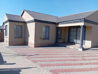 3 Bedroom House For Sale in Mabopane - 5zn4.webp