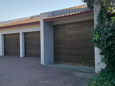 3 Bedroom House For Sale in Secunda - 8sMj.webp