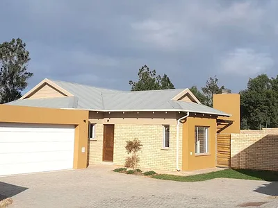 3 Bedroom Townhouse For Sale in George - GQEL.webp
