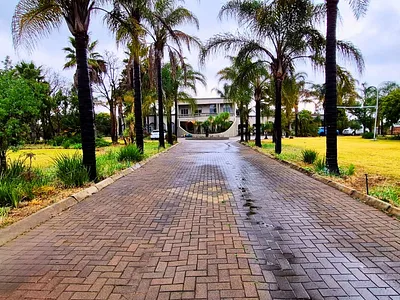 8 Bedroom House For Sale in Pretoria - Kdlf.webp