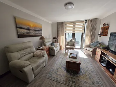 2 Bedroom Apartment For Sale in Mossel Bay - AI3f.webp
