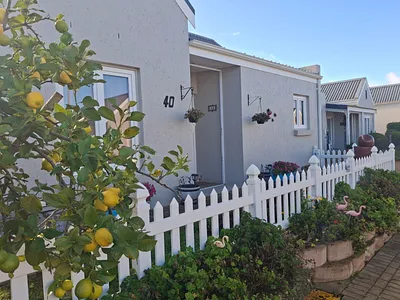 2 Bedroom House For Sale in Malmesbury - AvBO.webp