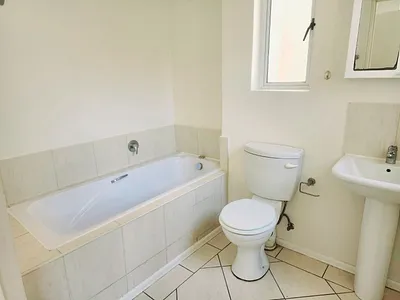 2 Bedroom Apartment For Sale in Ballito - img