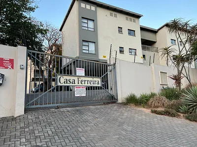 2 Bedroom Apartment For Sale in Nelspruit - exxW.webp
