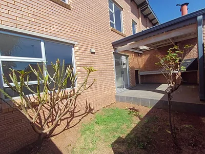 3 Bedroom Townhouse For Sale in Kempton Park - wfCm.webp