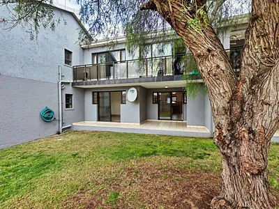 2 Bedroom Apartment For Sale in Hartenbos - zHP9.webp