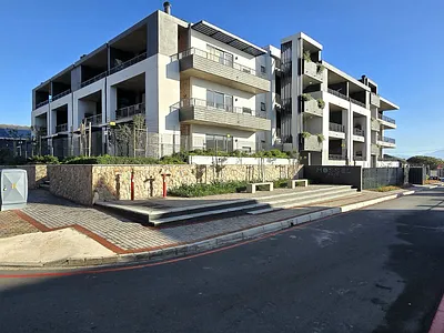 2 Bedroom Apartment For Sale in Mossel Bay - jRWP.webp