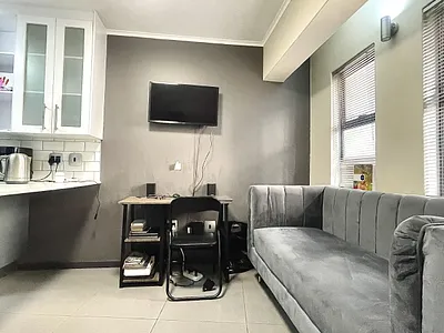 1 Bedroom Apartment For Sale in Pretoria - Z6JD.webp