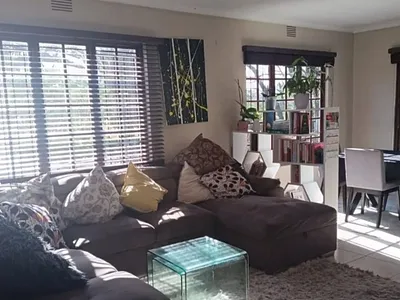 3 Bedroom House To Rent in Durban - img