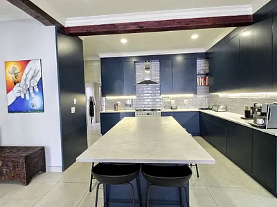 4 Bedroom House For Sale in Strand - OhbY.webp