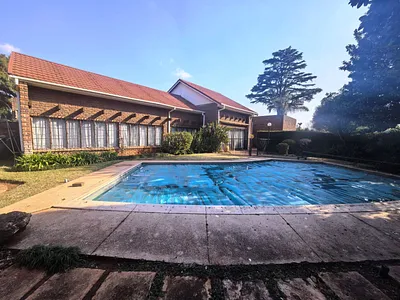 6 Bedroom House For Sale in Centurion - pNkD.webp