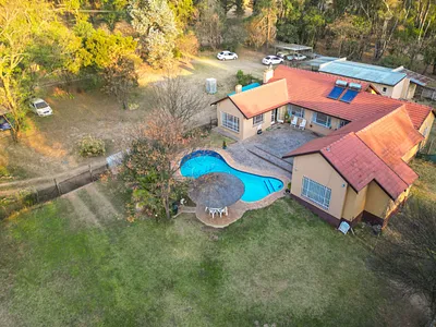5 Bedroom House For Sale in Krugersdorp - r7VR.webp