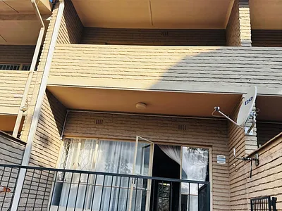 2 Bedroom Apartment To Rent in White River - bHOr.webp