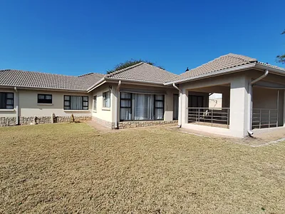 3 Bedroom House For Sale in Modimolle - 8qOe.webp