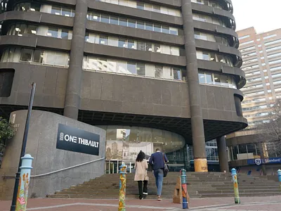 1 Bedroom Apartment For Sale in Cape Town - TmF6.webp