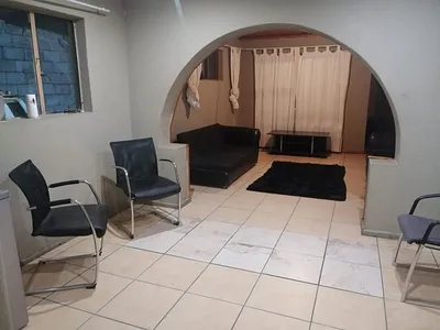 House For Sale in Port Elizabeth - i19w.webp