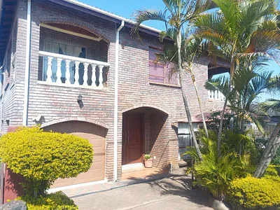 4 Bedroom House For Sale in White River - UN3Z.webp