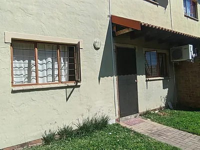 2 Bedroom Apartment To Rent in Nelspruit - KMpR.webp