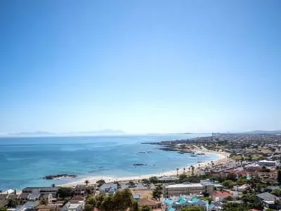 5 Bedroom House For Sale in Gordons Bay - fHYi.webp